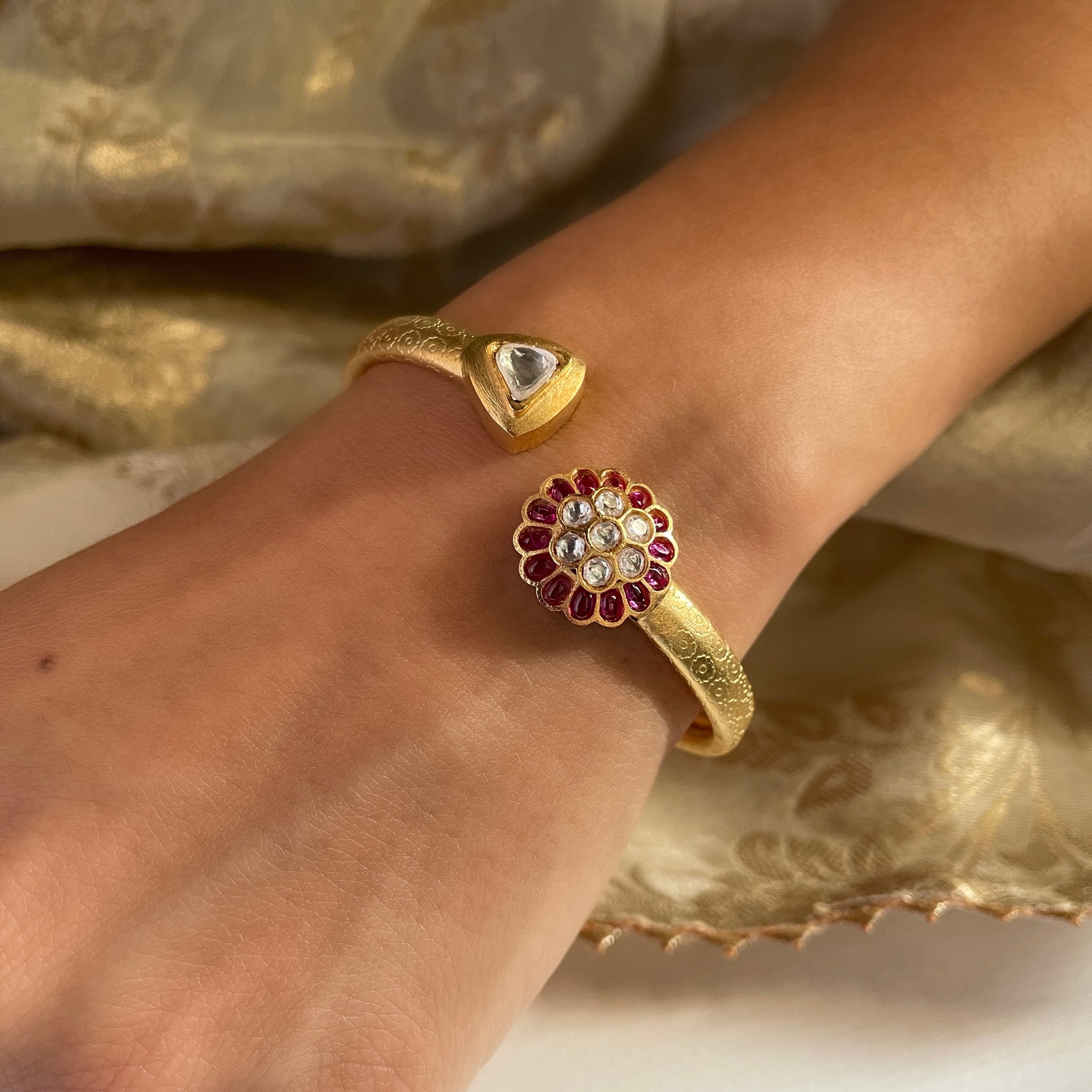 Uma Twist Polki Kundan Bracelet