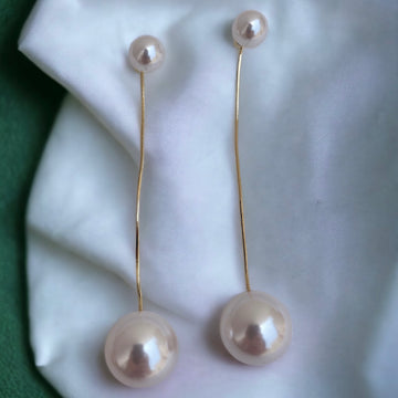 Jacey Long Pearl Dangler