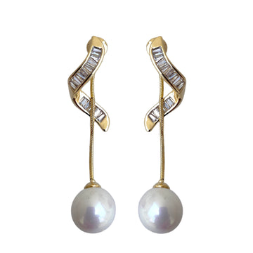 Montana Pearl Dangler Earrings