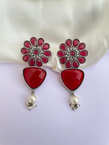 Flower stone earrings