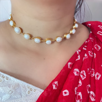 Freshwater Pearl Necklace Earrings Set